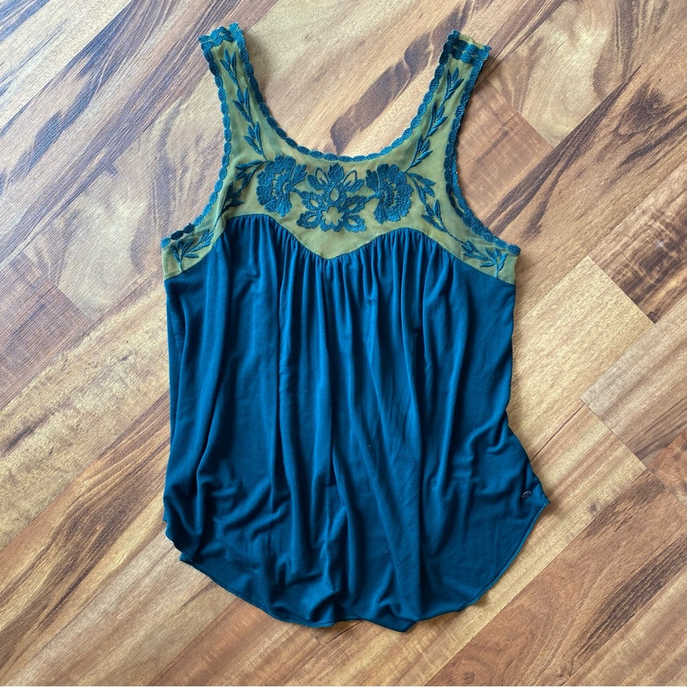 Women’s AE soft and sexy tank, green summer top
